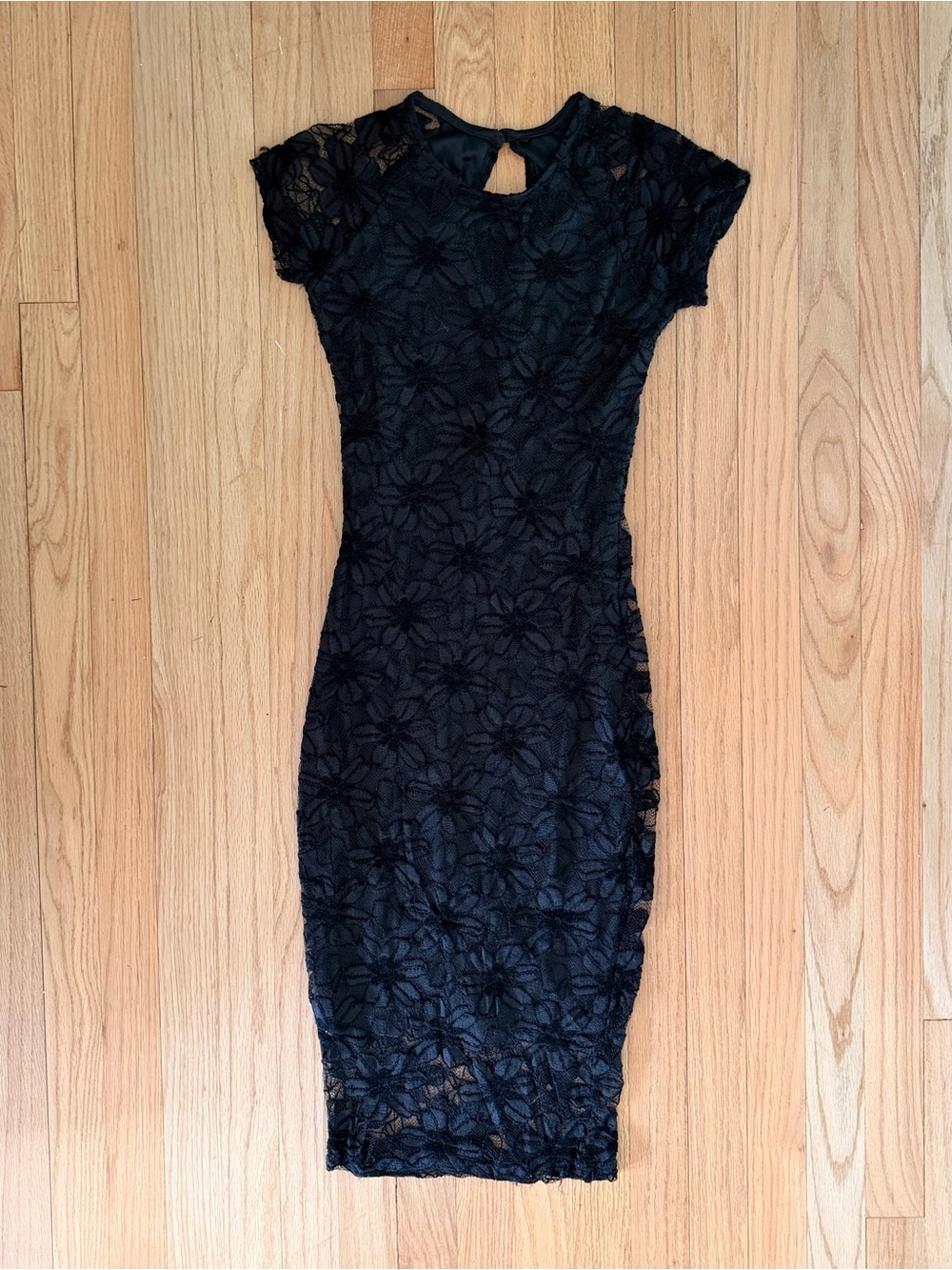 NWOT Lace Floral Midi Dress